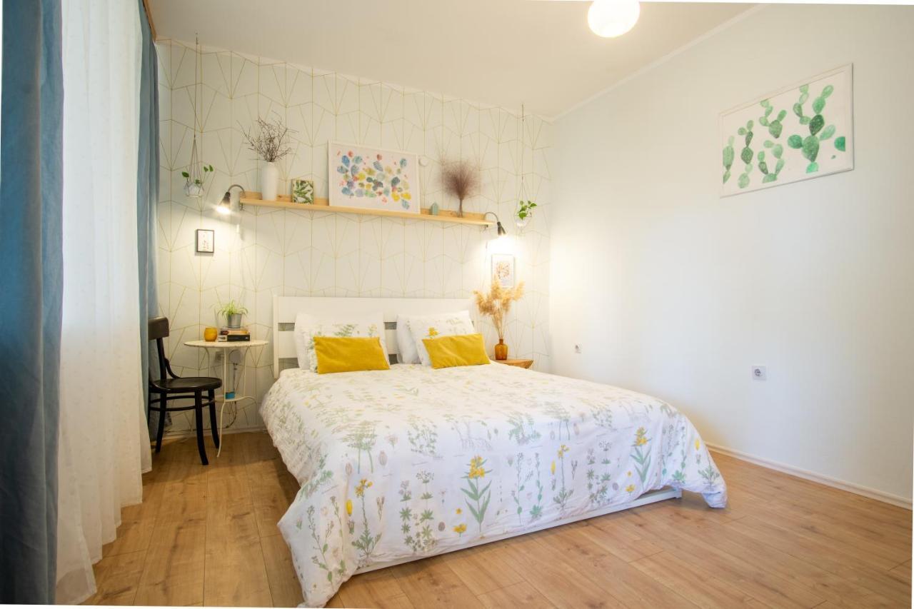 Spacious Apartment By The Sea 8+4 Pula Exterior foto